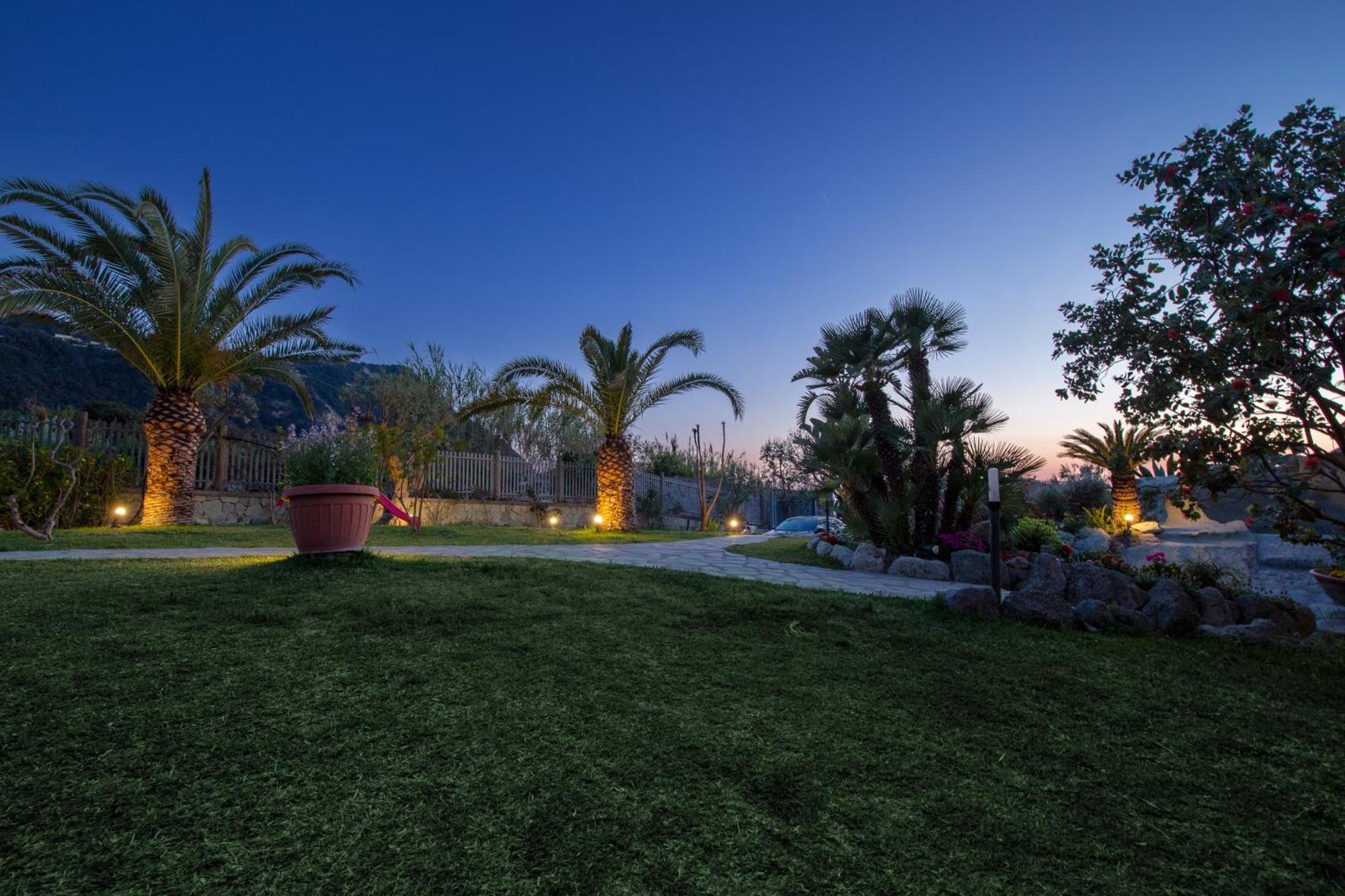 Villa Al Mare Famiglia Calise Ischia Exterior photo